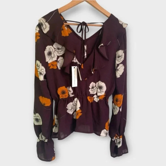 NWT Cupcakes and Cashmere Floral Bouse - Picture 8 of 12